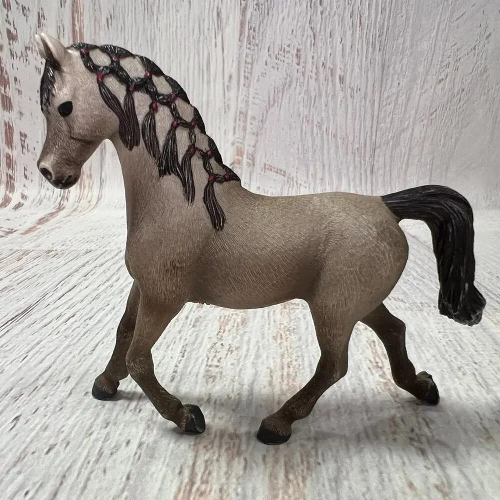 Schleich Grey Arabian Horse Figure 73527 2013 Braided Mane 5 Inch